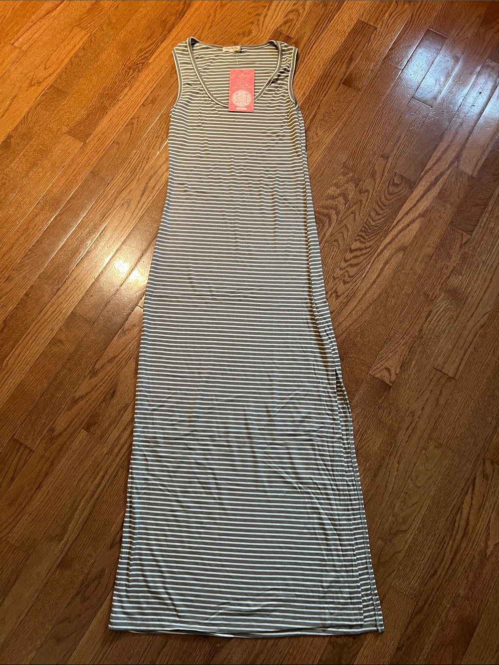 Heart & Hips maxi large dress NWT